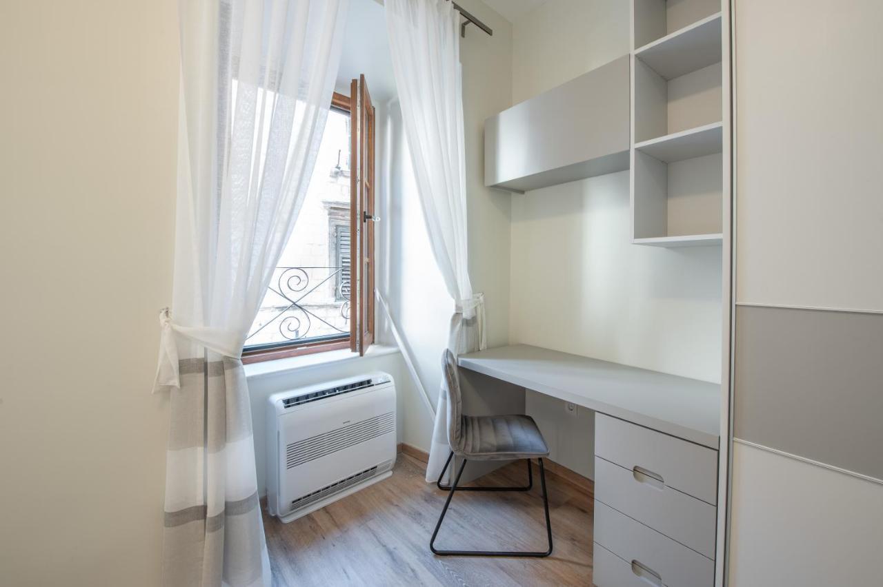 Sasha Di Cattaro - Old Town Lux Apartment Exteriör bild